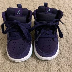 Toddler Air Jordan Ones size 4c
